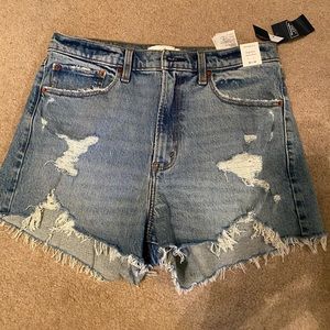 Brand new Abercrombie Jean shorts!